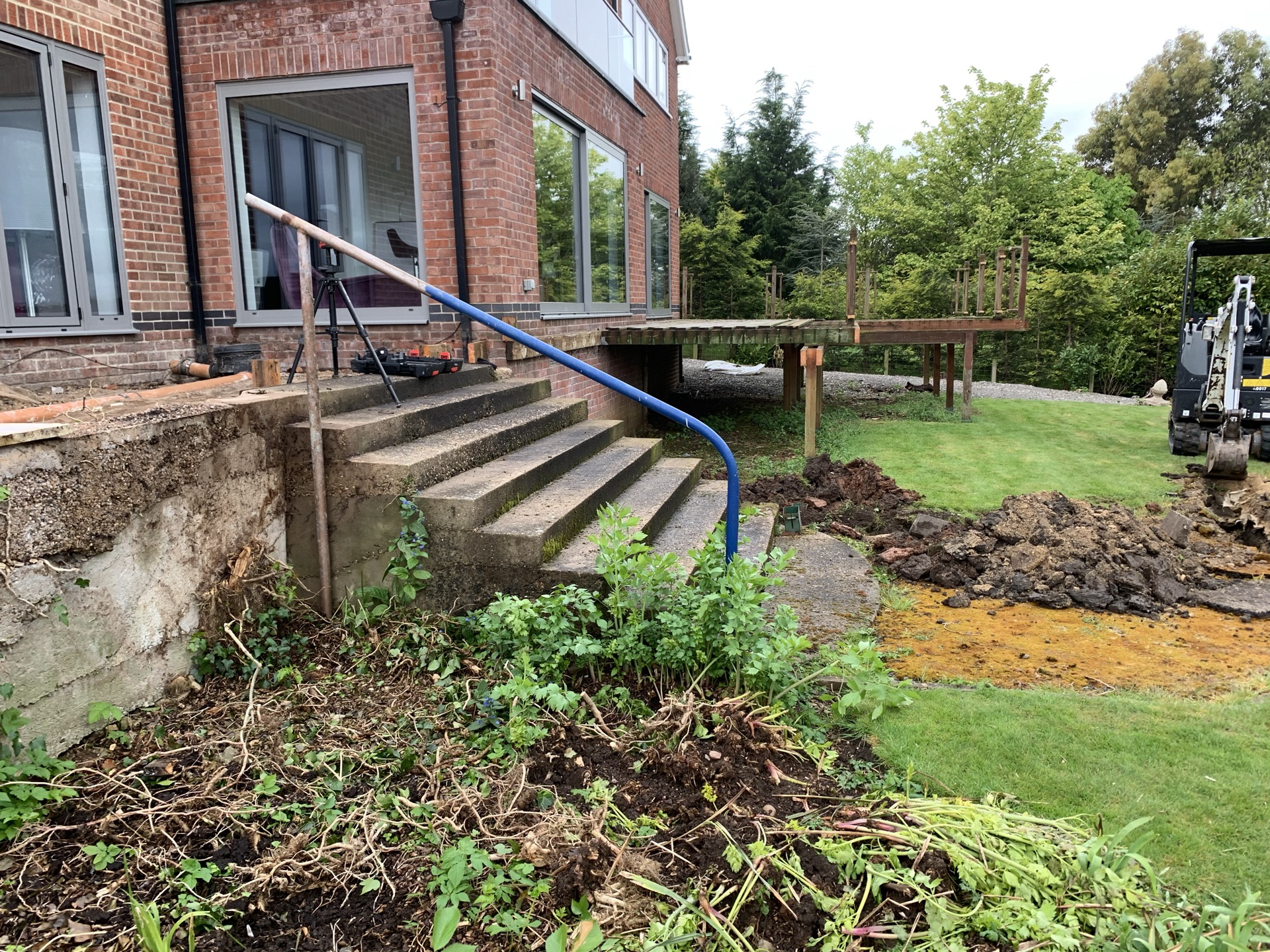 Multi-level iFrame terrace in Nottingham
