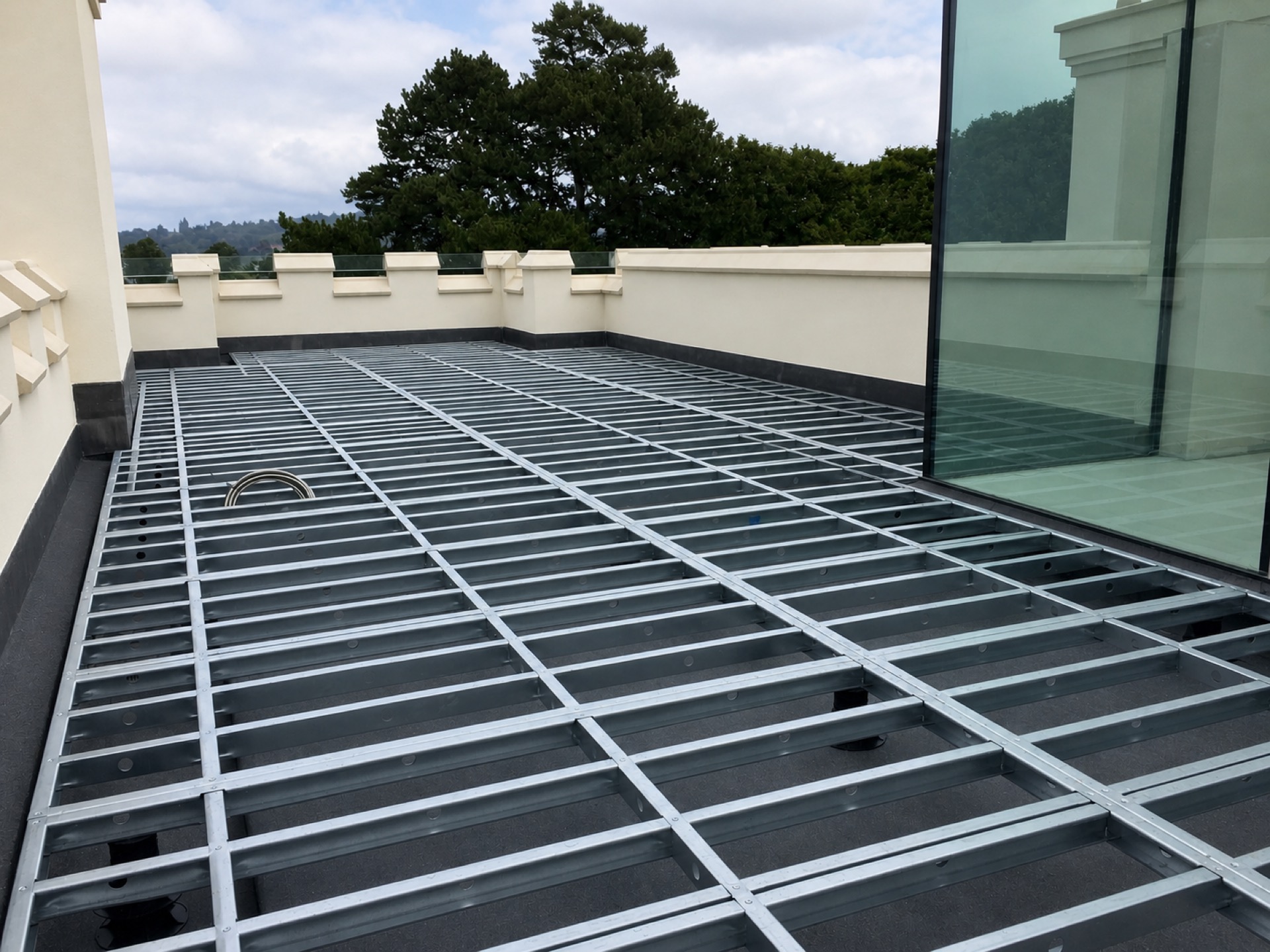 Rooftop build with iFrame