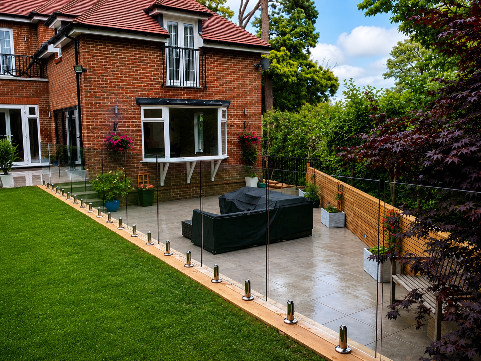 Completed level garden terrace