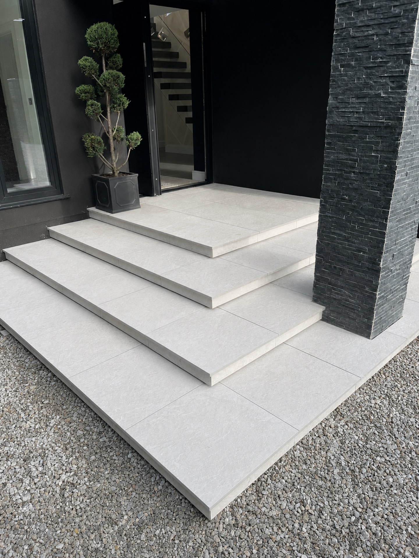 Stackable step construction
