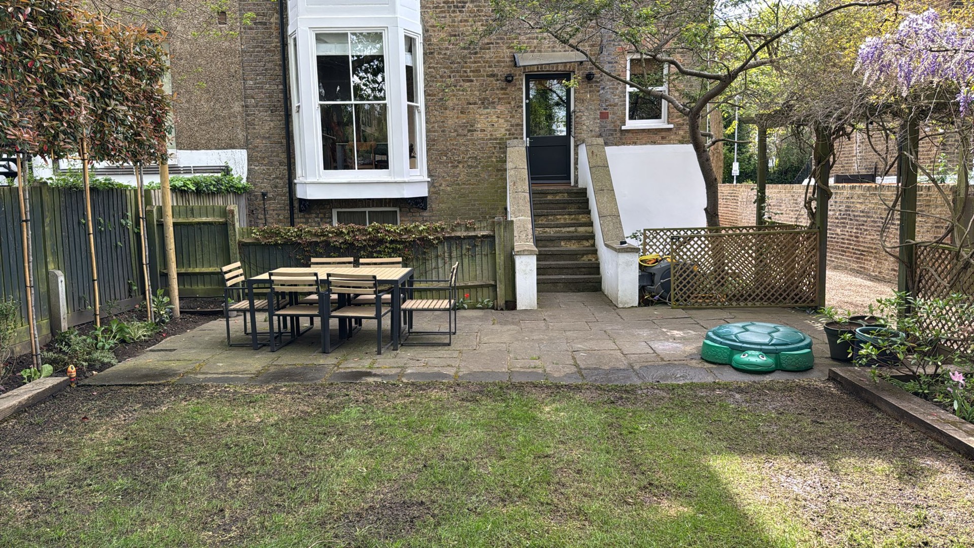 Town house garden